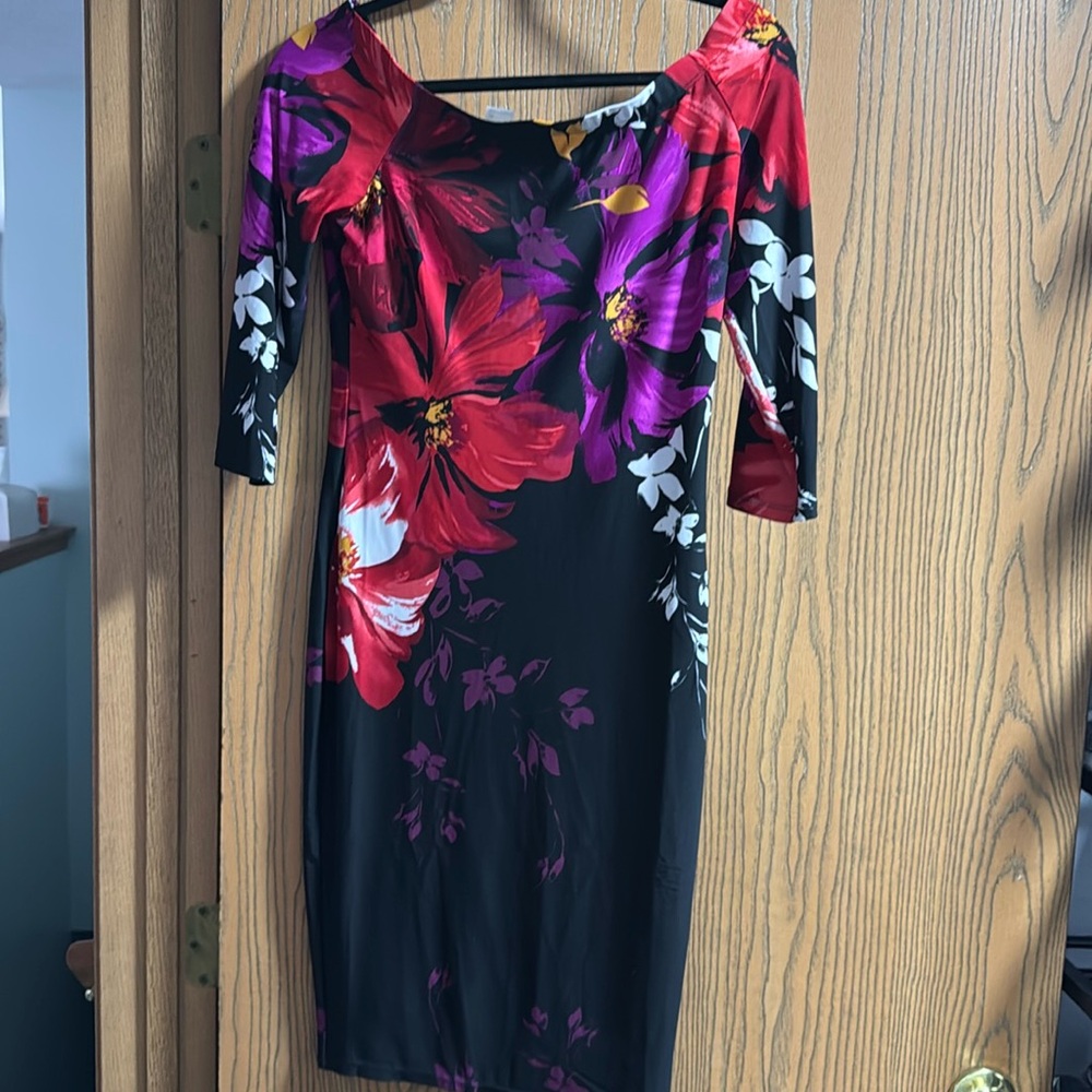 VENUS dress- size small - floral